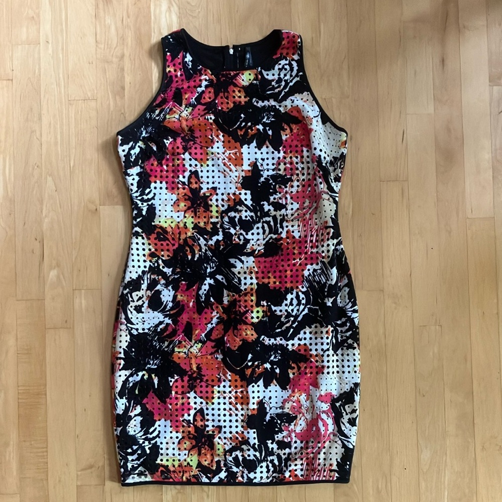 Laser-cut floral shift dress Marc New York size 12 Large